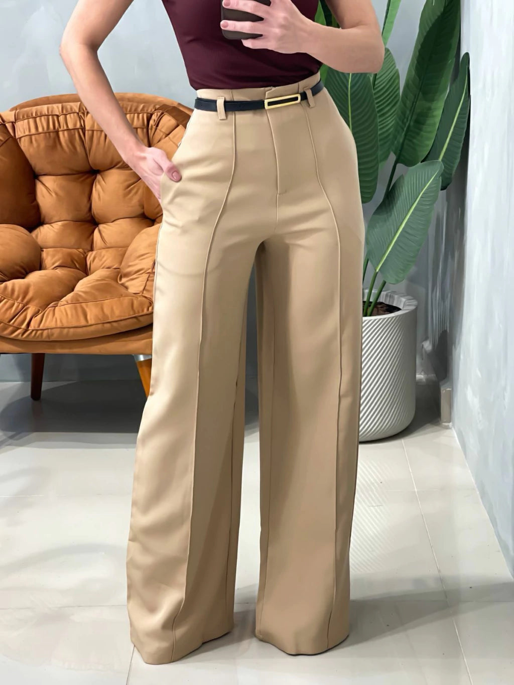 Calça Feminina Pantalona em Alfaiataria com Cinto Ref. 1013