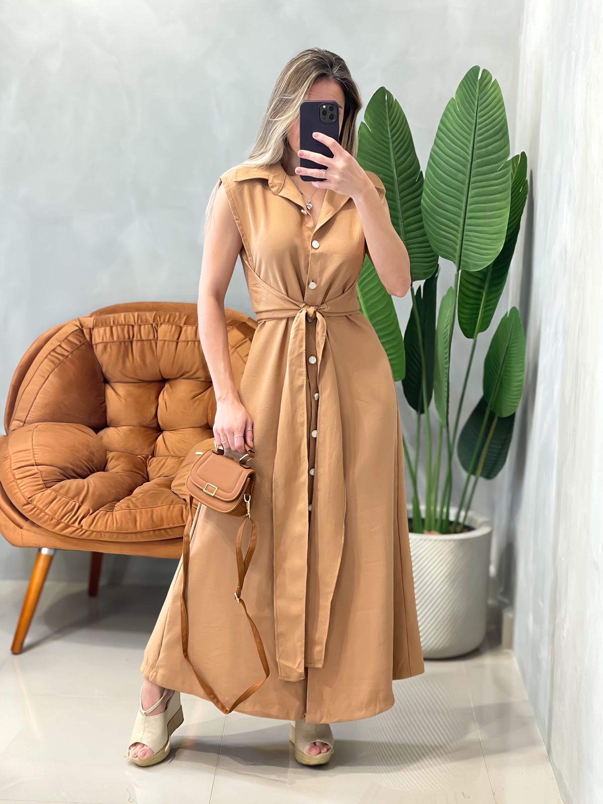 Vestido Longo em Alfaiataria Sensoriale com Botões e Amarração Ref. 1658