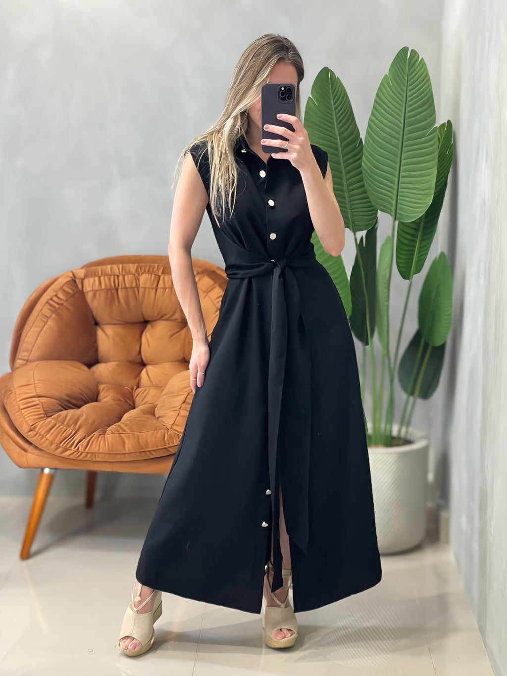 Vestido Longo em Alfaiataria Sensoriale com Botões e Amarração Ref. 1658
