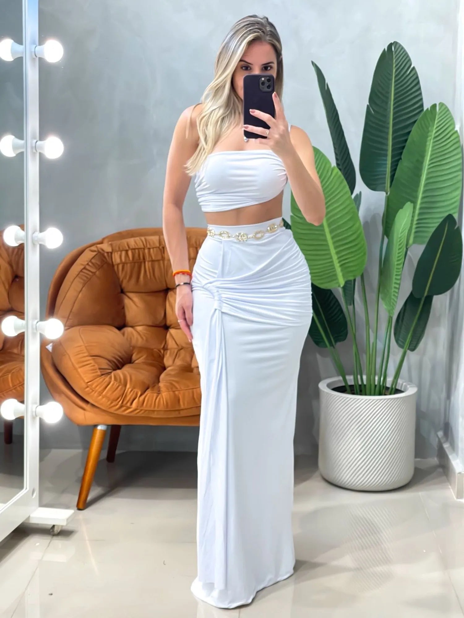 Conjunto em Poliamida Cropped Alça Única Franzido e Saia Longa Transpassada Ref.