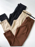 Calça em Alfaiataria Skinny Risca de Giz Ref. 1971